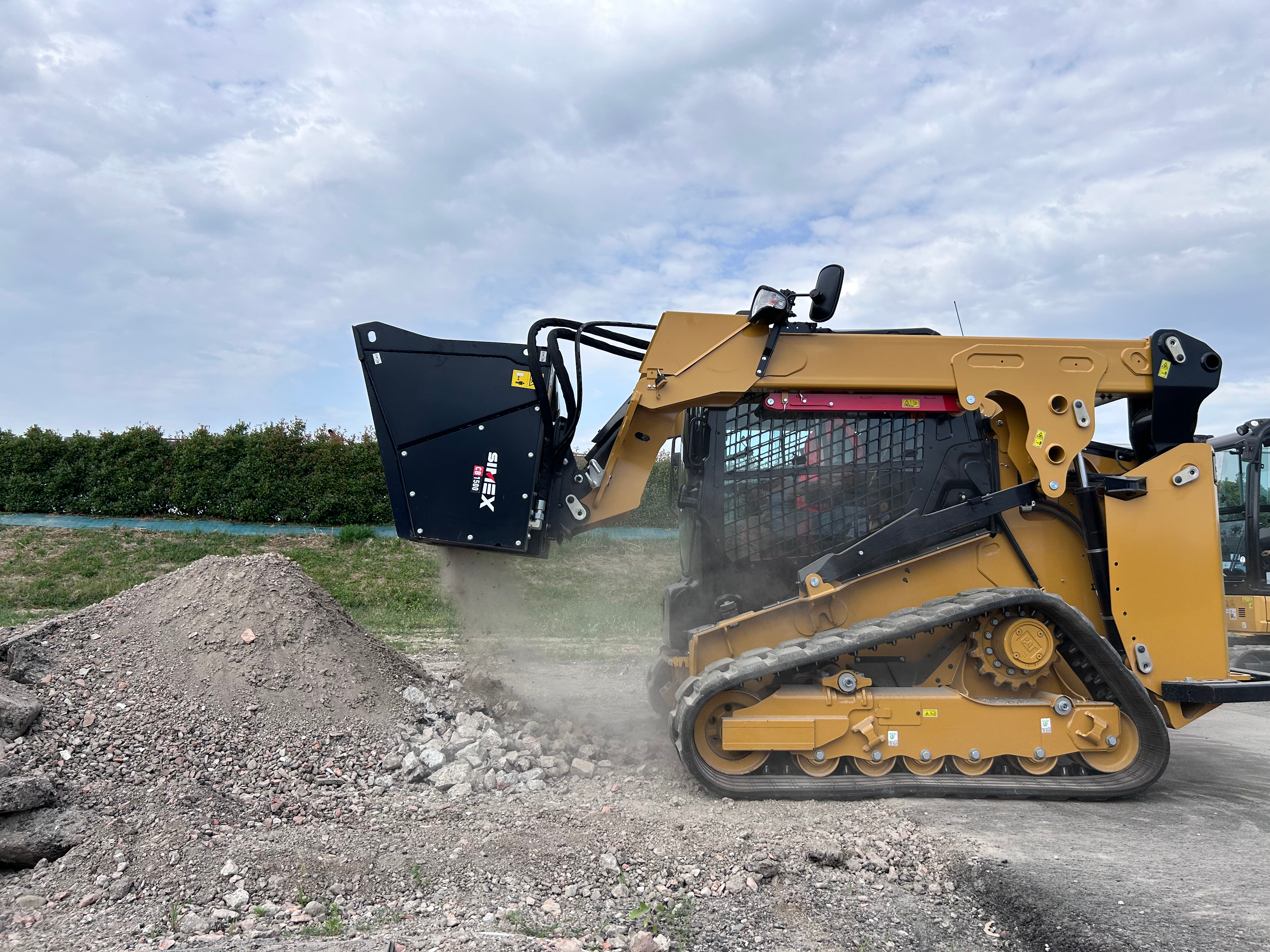 CB - CUCHARAS TRITURADORAS